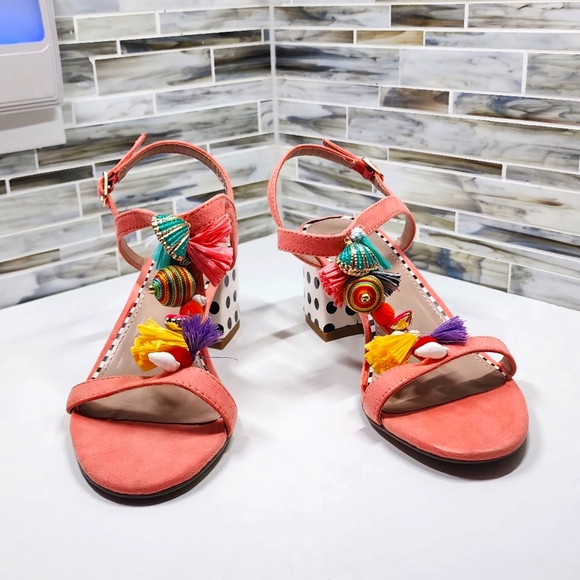 Betsey Johnson Sandals - Picture 3 of 6